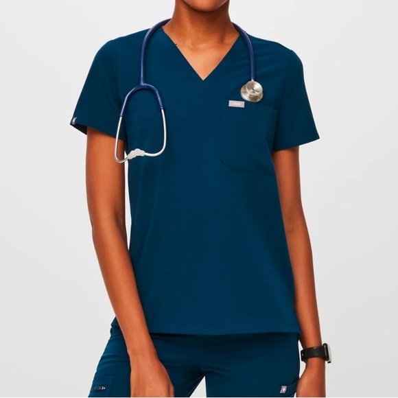 Deep Reef Figs Catrina Scrub top M/P - Picture 5 of 9